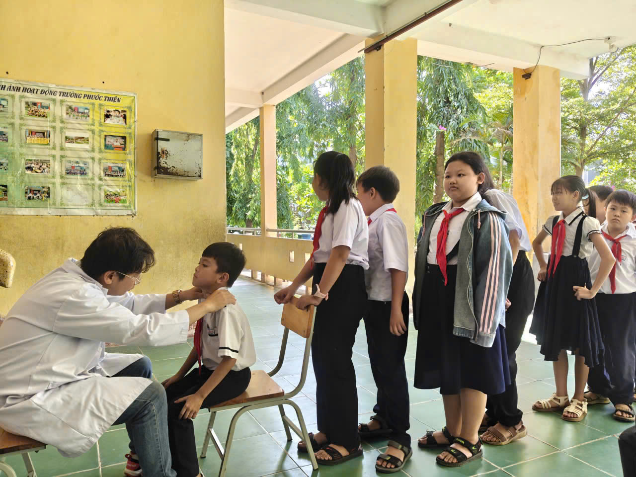 Khánh Hòa triển khai khám bướu cổ học sinh, điều tra sử dụng muối I-ốt
